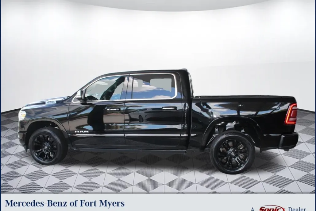 2019 Ram 1500 Limited photo 1