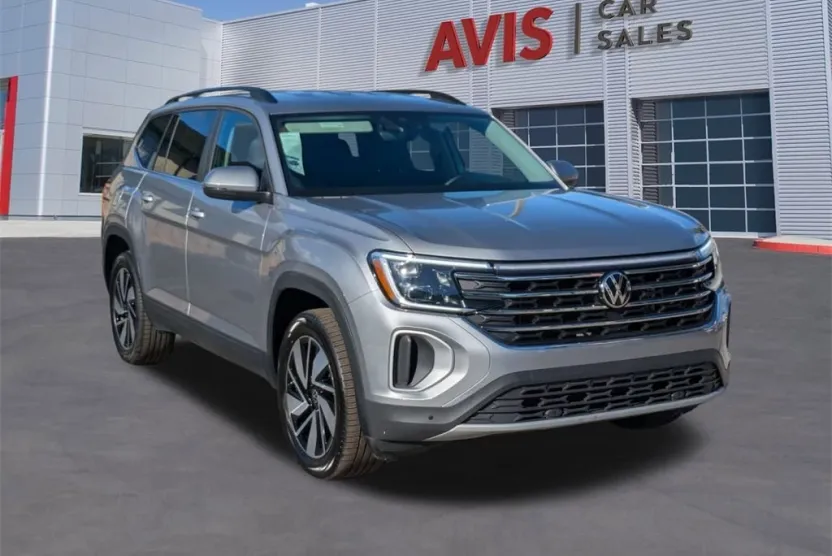 2025 Volkswagen Atlas SE Technology photo 1
