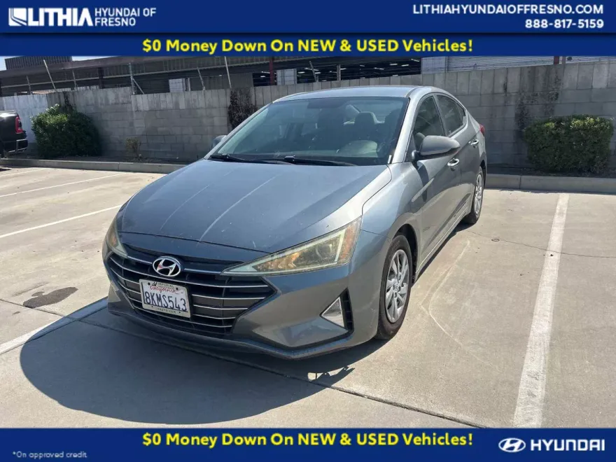 2019 Hyundai Elantra SE photo 1