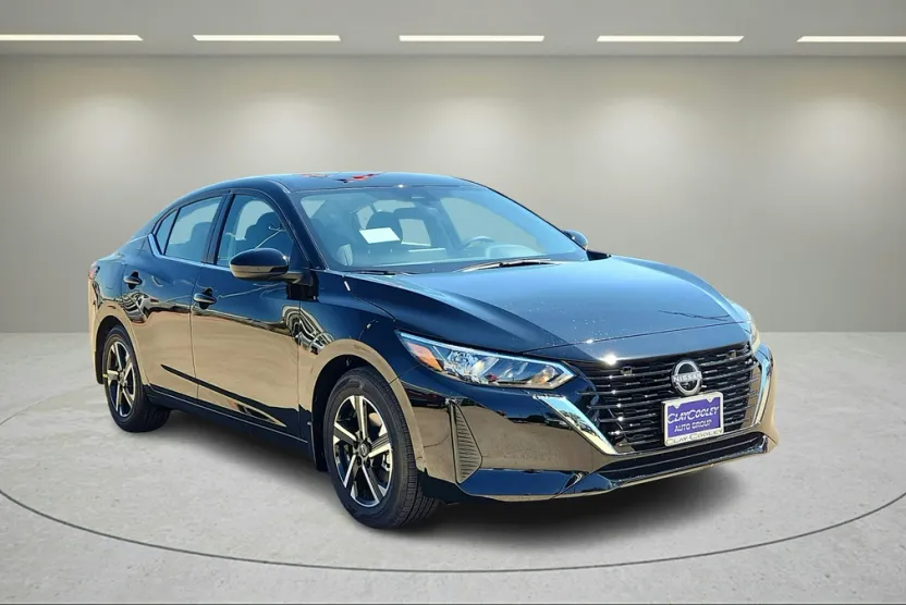 2025 Nissan Sentra SV photo 2