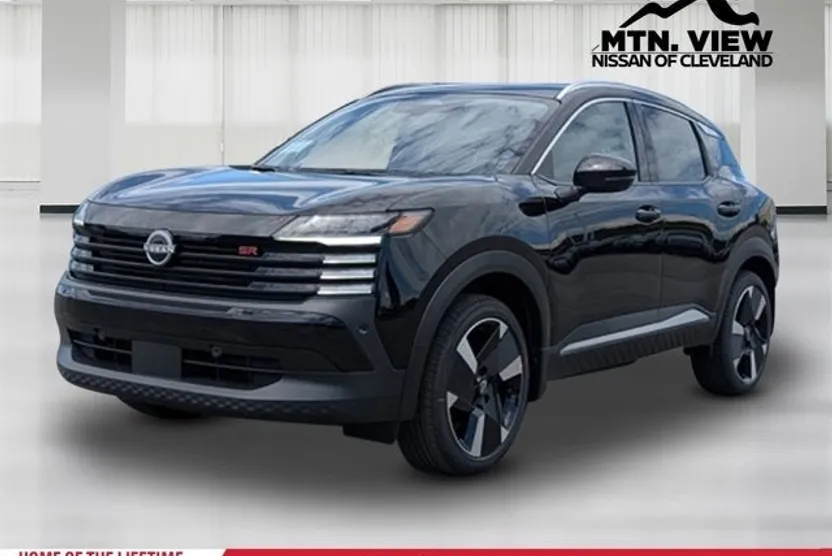 2025 Nissan Kicks SR photo 1
