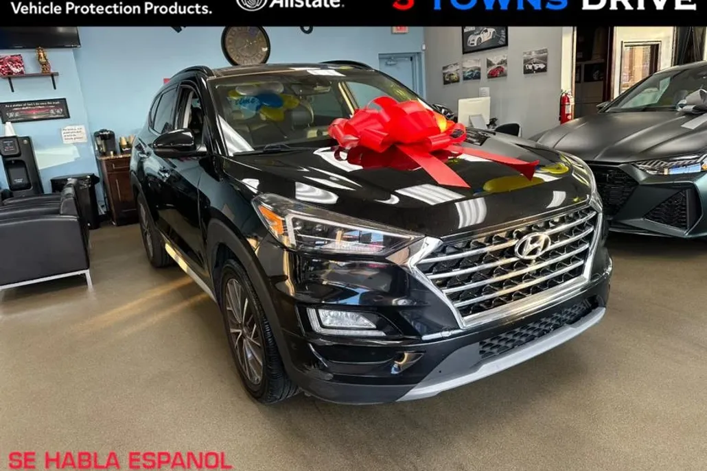 2020 Hyundai Tucson Sport photo 1