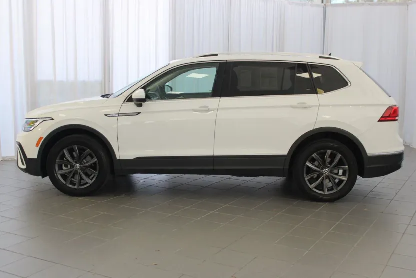 2024 Volkswagen Tiguan SE Wolfsburg Edition photo 1