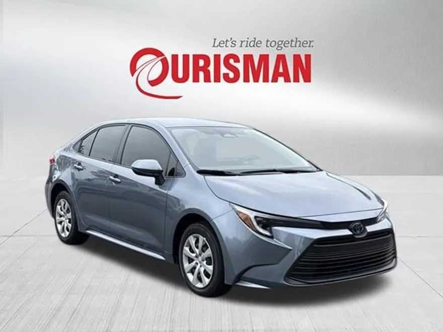 2025 Toyota Corolla Hybrid LE photo 1