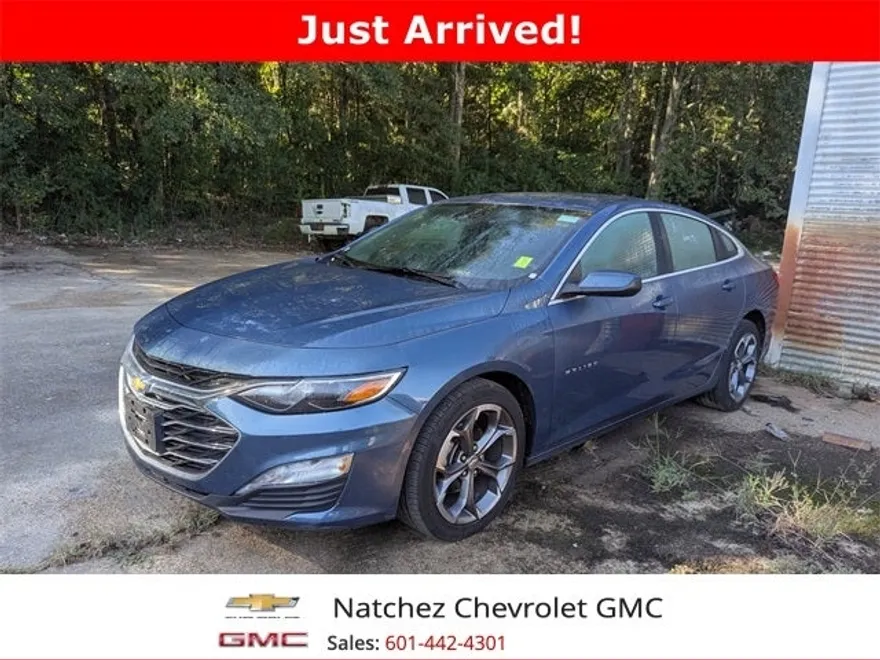2024 Chevrolet Malibu 1LT photo 1