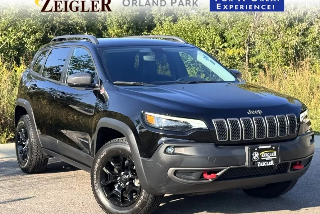 2019 Jeep Cherokee Trailhawk photo 1