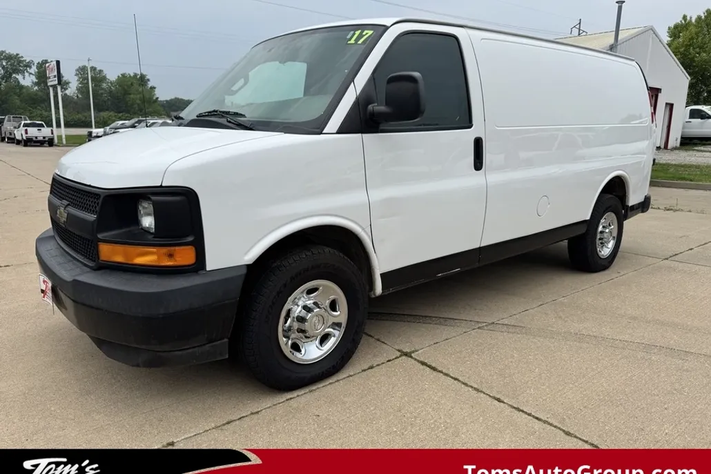 2017 Chevrolet Express Cargo Van photo 1