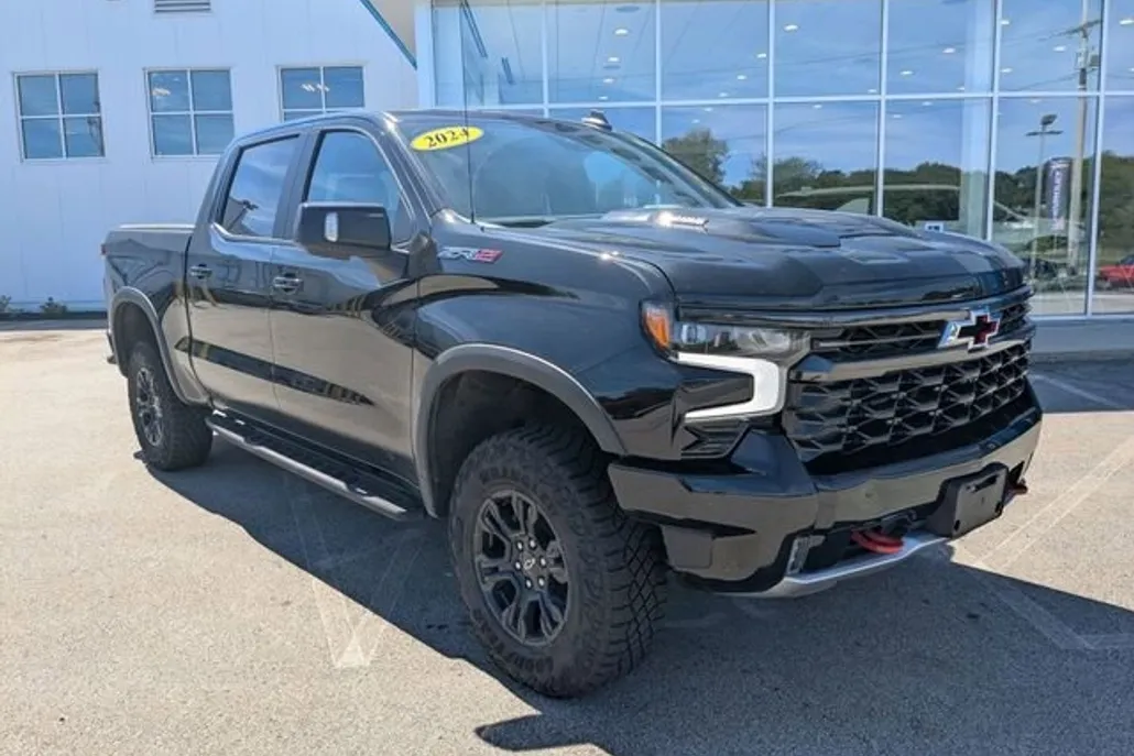 2024 Chevrolet Silverado 1500 ZR2 photo 1