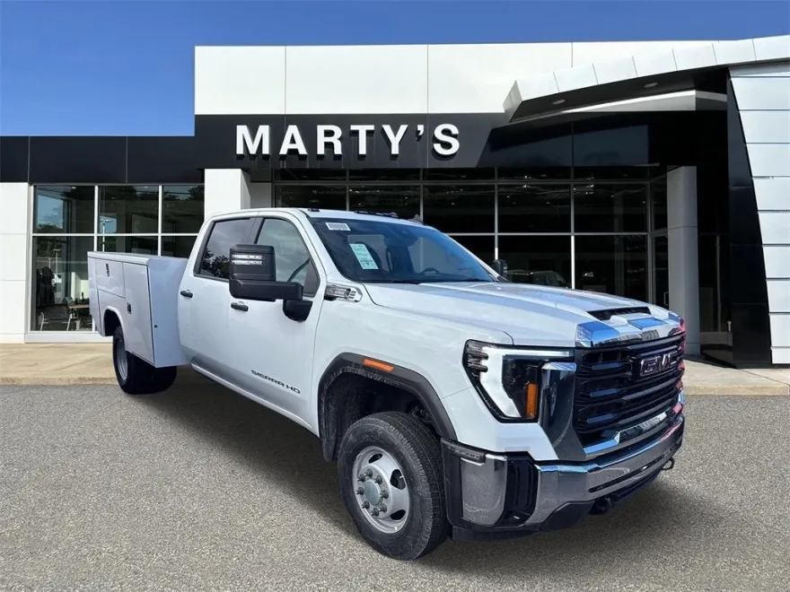 2025 Gmc Sierra 3500 HD Pro photo 1