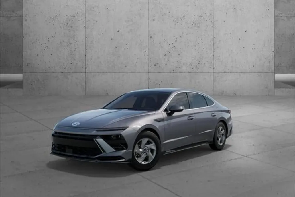 2025 Hyundai Sonata SE photo 1