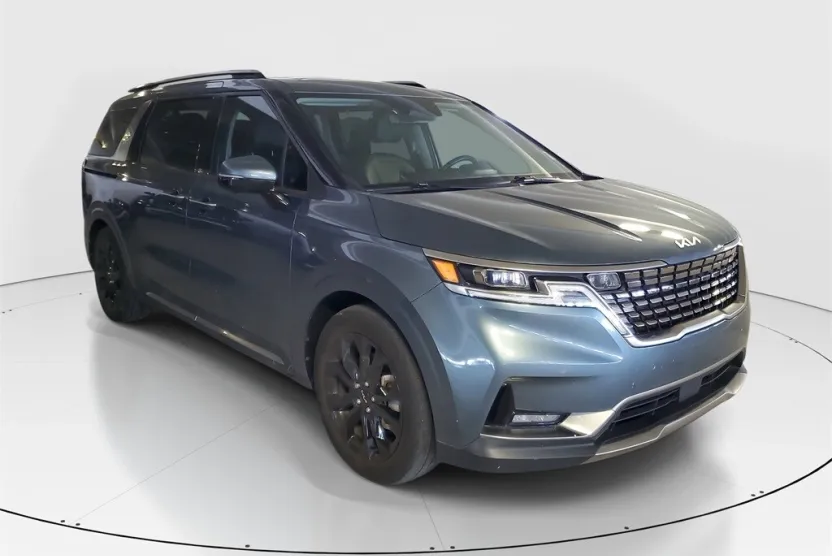 2023 Kia Carnival SX Prestige photo 1