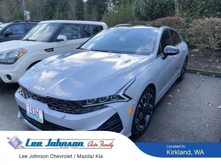 2022 Kia K5 GT-Line photo 1