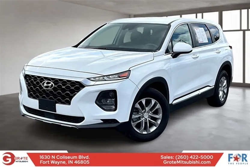 2020 Hyundai Santa Fe SE photo 1