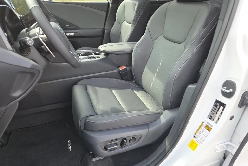 2026 Lexus TX 350 Luxury photo 1