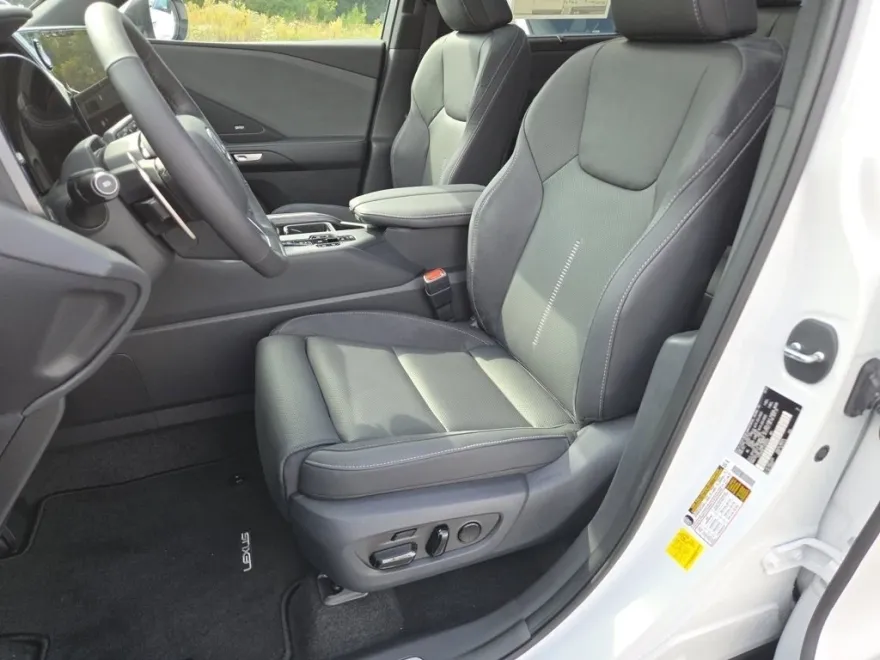 2026 Lexus TX 350 Luxury photo 1