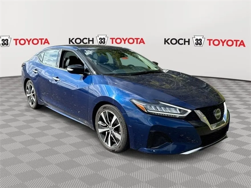 2023 Nissan Maxima SV photo 1