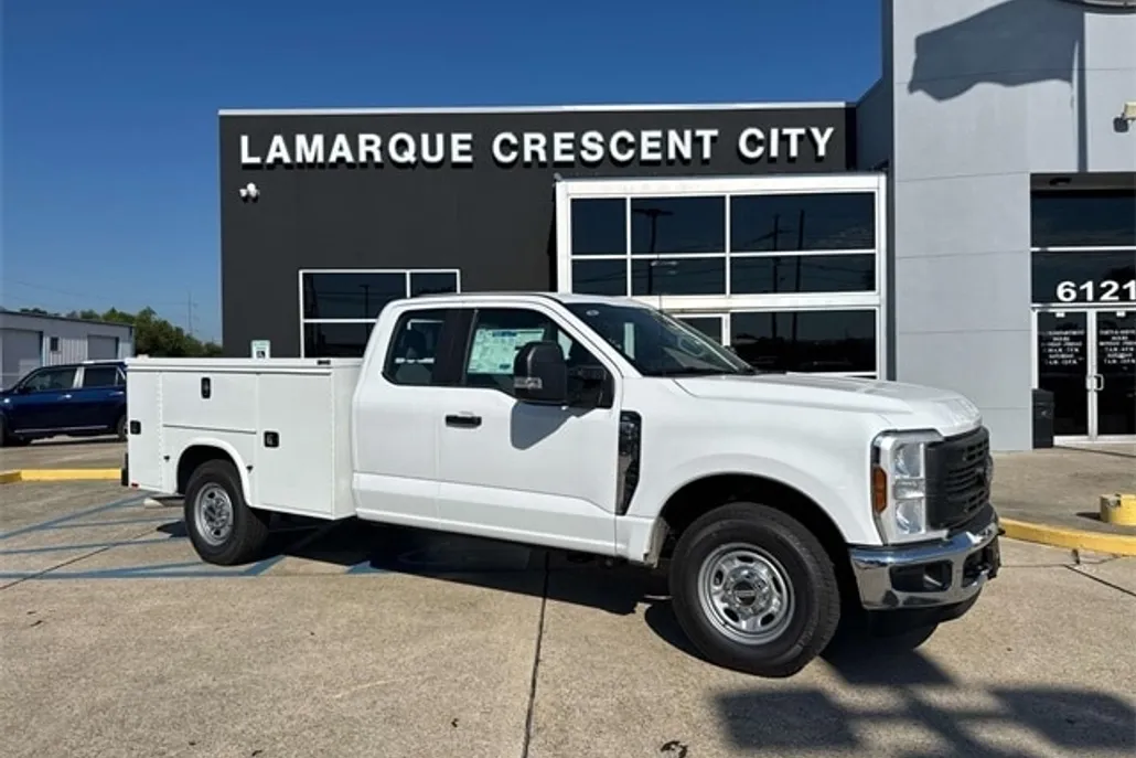 2026 Ford F-250 photo 1