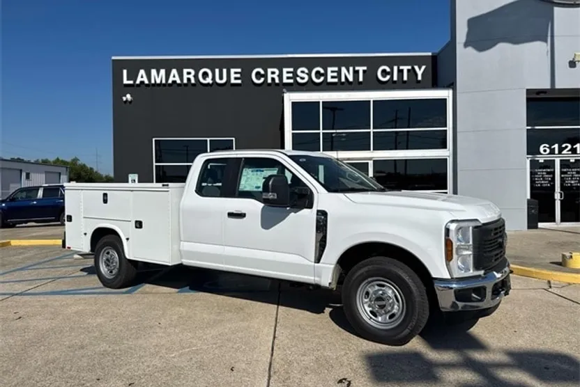 2026 Ford F-250 photo 1