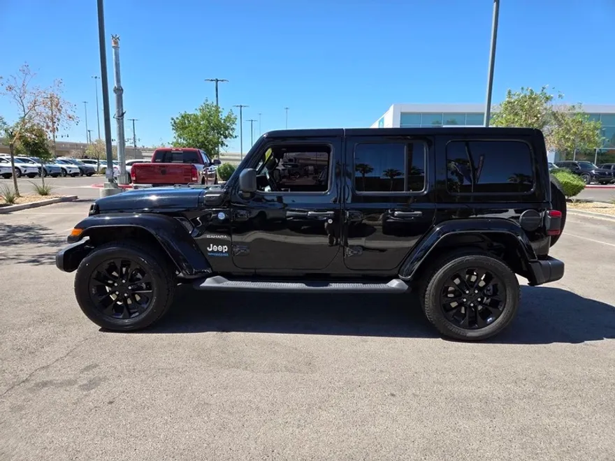2021 Jeep Wrangler Unlimited Sahara 4xe photo 3
