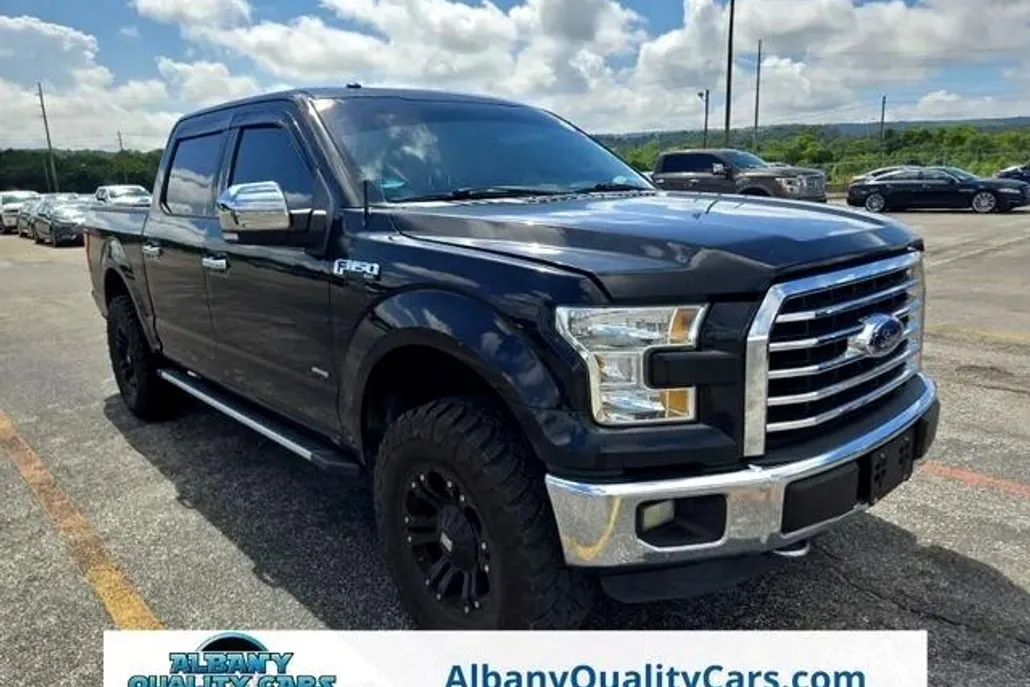 2015 Ford F-150 XLT photo 1