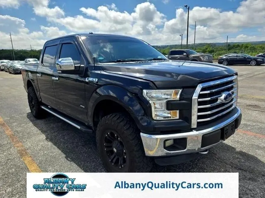 2015 Ford F-150 XLT photo 1