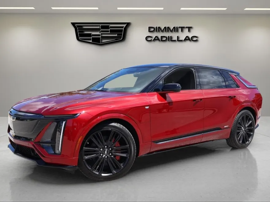 2026 Cadillac Lyriq photo 1