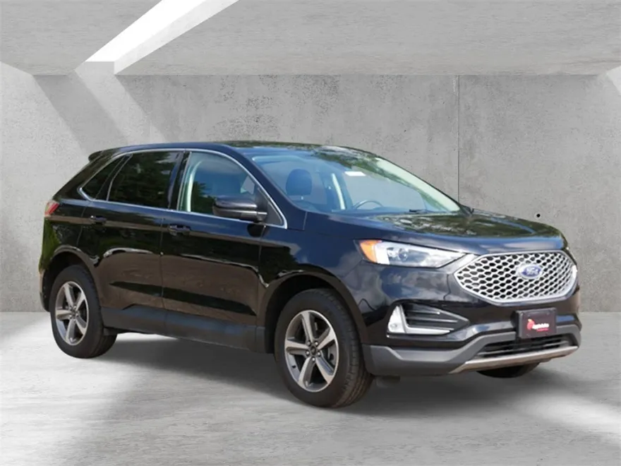 2023 Ford Edge SEL photo 1