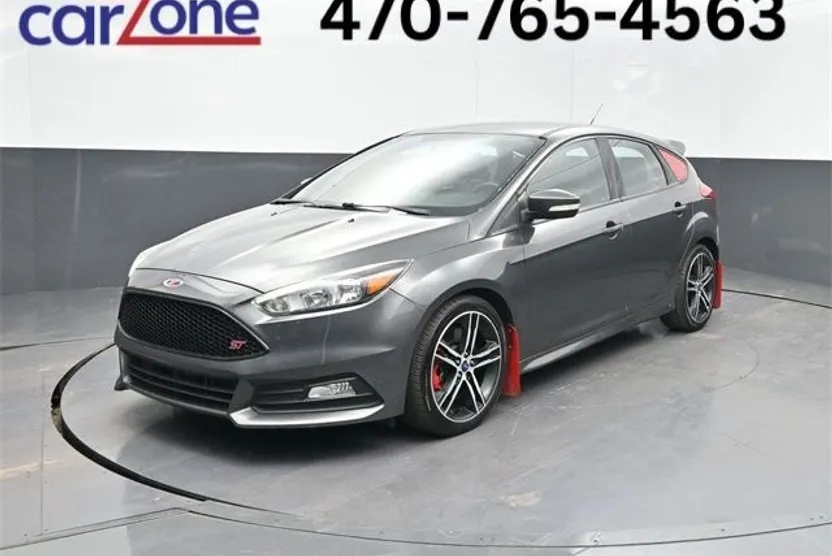 2018 Ford Focus ST photo 1