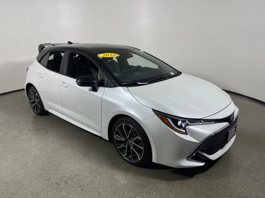 2022 Toyota Corolla XSE photo 1