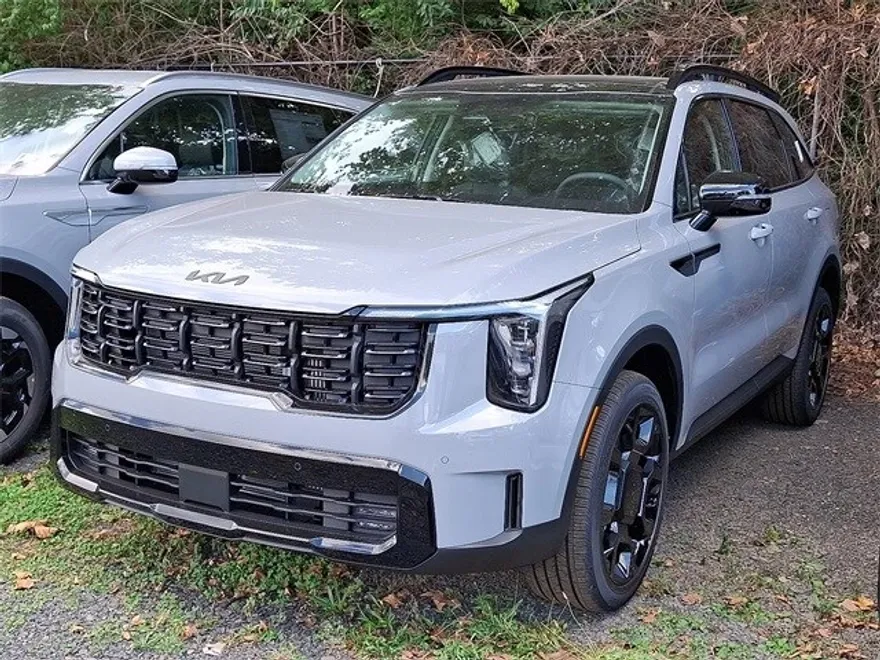 2026 Kia Sorento EX photo 1