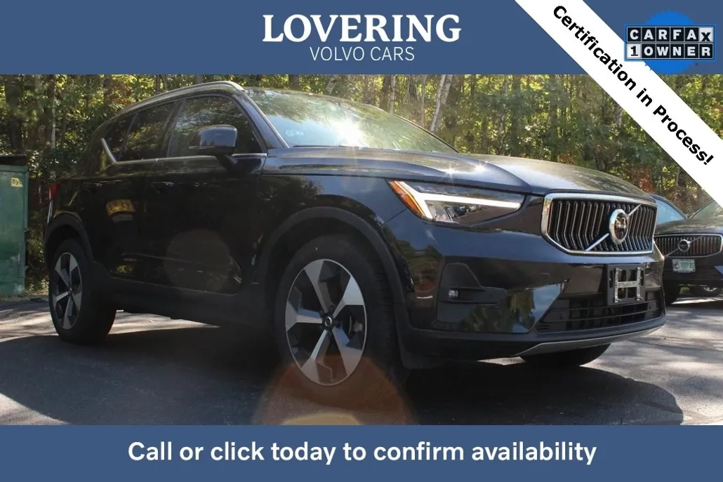2023 Volvo XC40 Plus photo 1