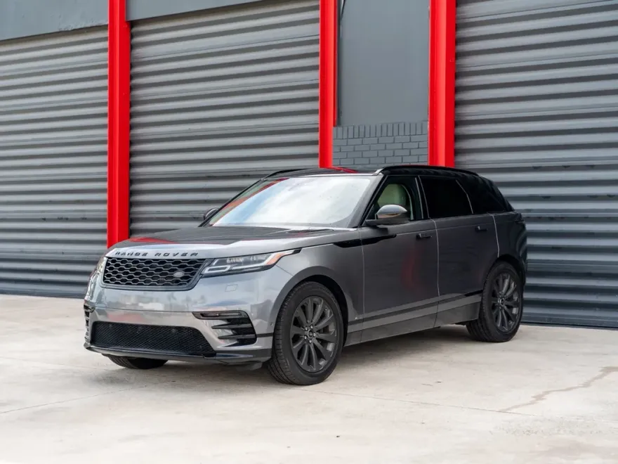 2018 Land Rover Range Rover Velar SE photo 1