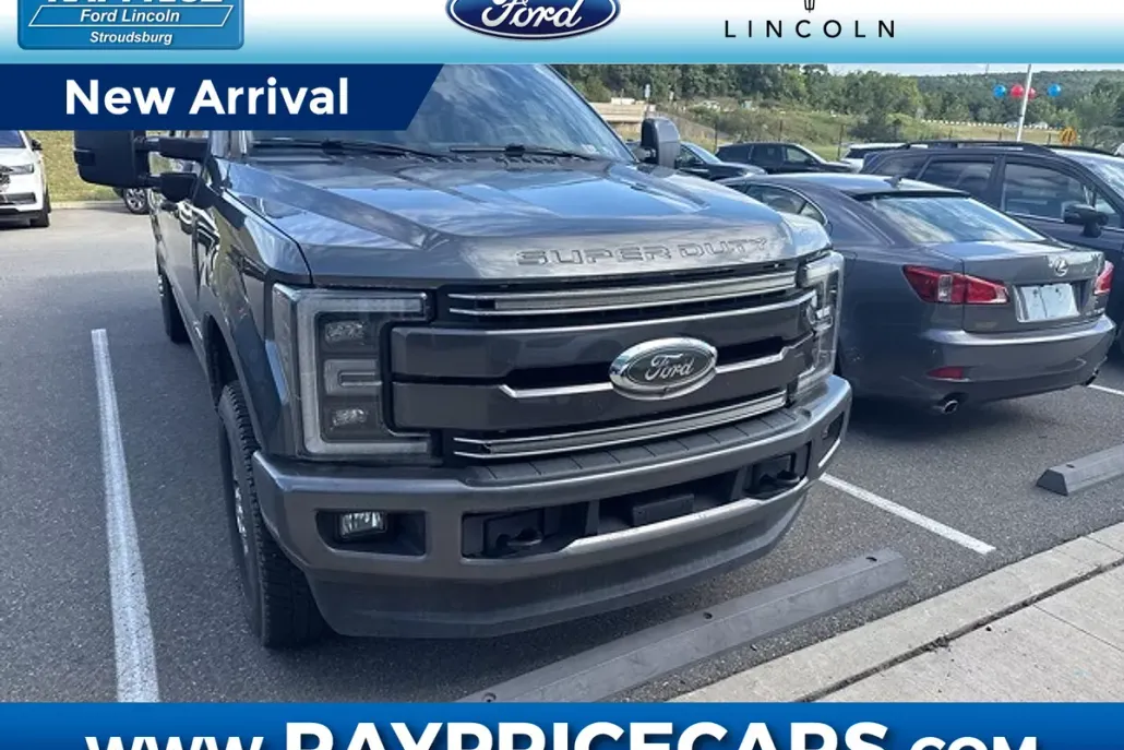 2019 Ford F-250 Lariat photo 1