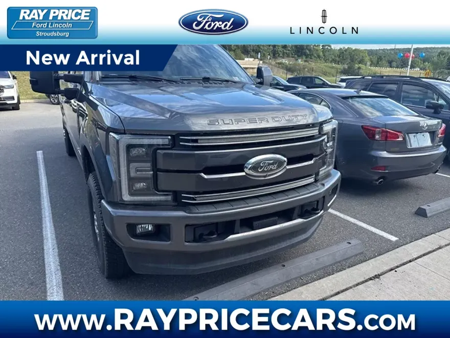 2019 Ford F-250 Lariat photo 1