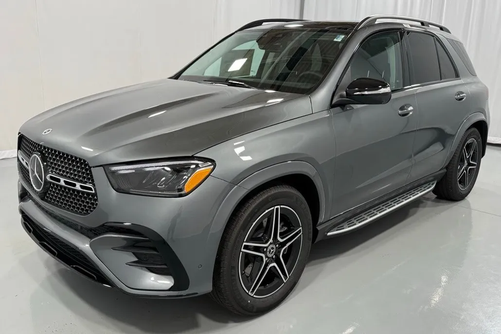 2026 Mercedes Benz GLE 450 4MATIC photo 1