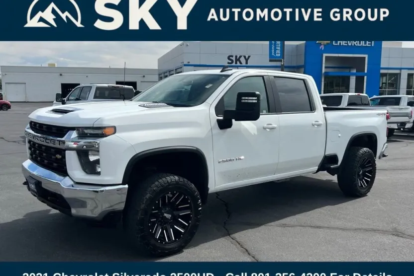 2021 Chevrolet Silverado 2500HD LT photo 1