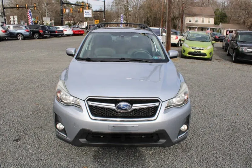 2016 Subaru Crosstrek 2.0i Limited photo 1