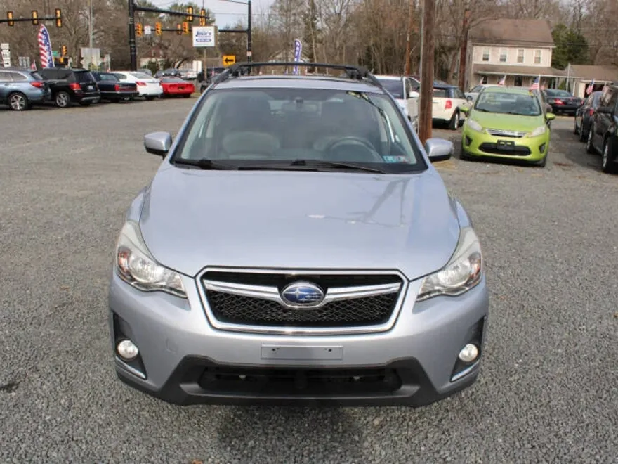 2016 Subaru Crosstrek 2.0i Limited photo 1