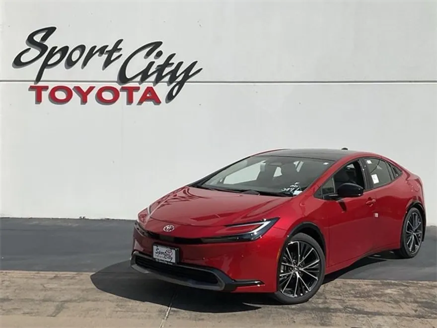 2026 Toyota Prius XLE photo 1