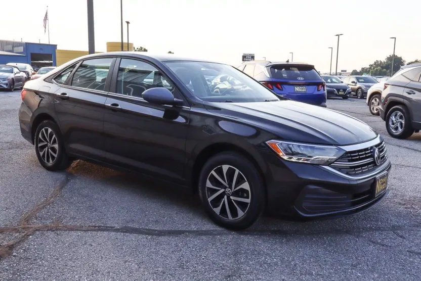 2024 Volkswagen Jetta S photo 1
