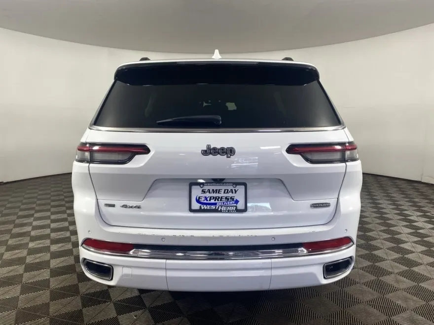 2022 Jeep Grand Cherokee Overland photo 1