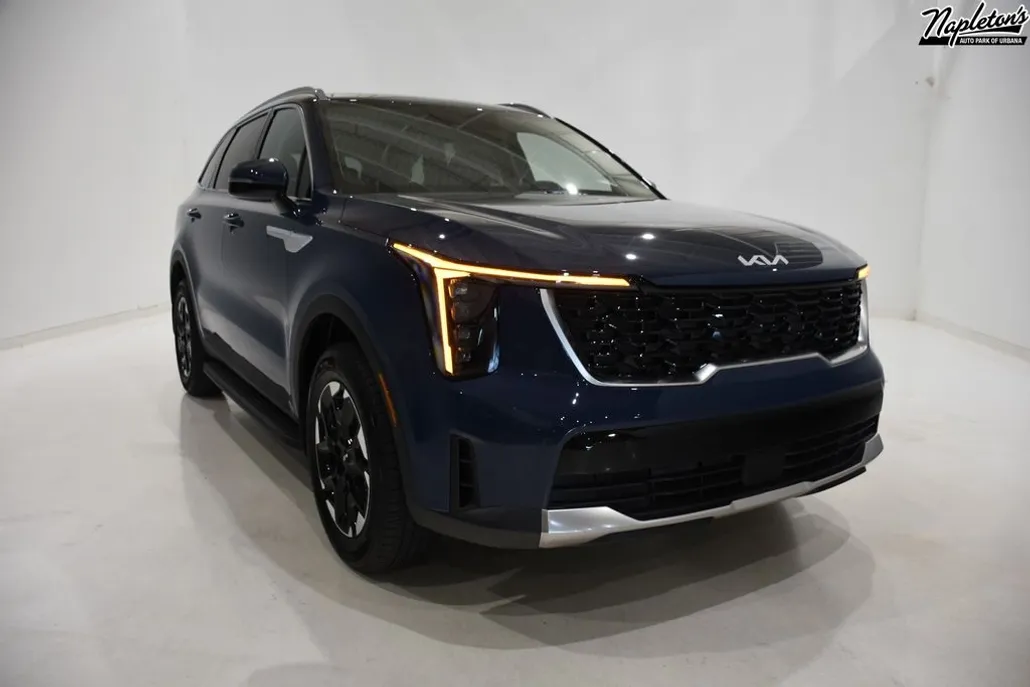 2026 Kia Sorento S photo 1