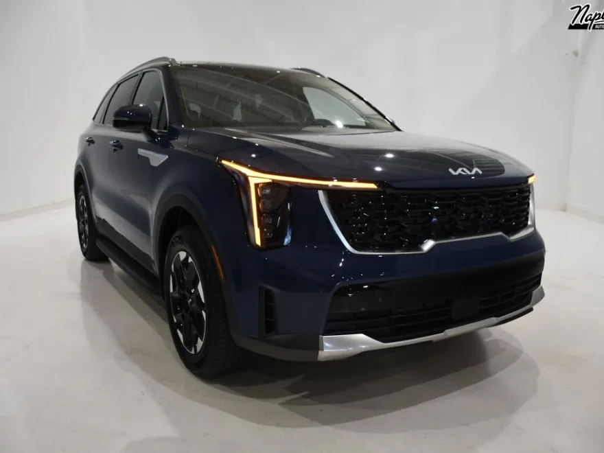2026 Kia Sorento S photo 1