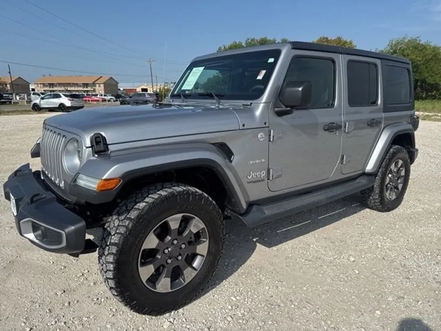 2018 Jeep Wrangler Unlimited Sahara photo 1