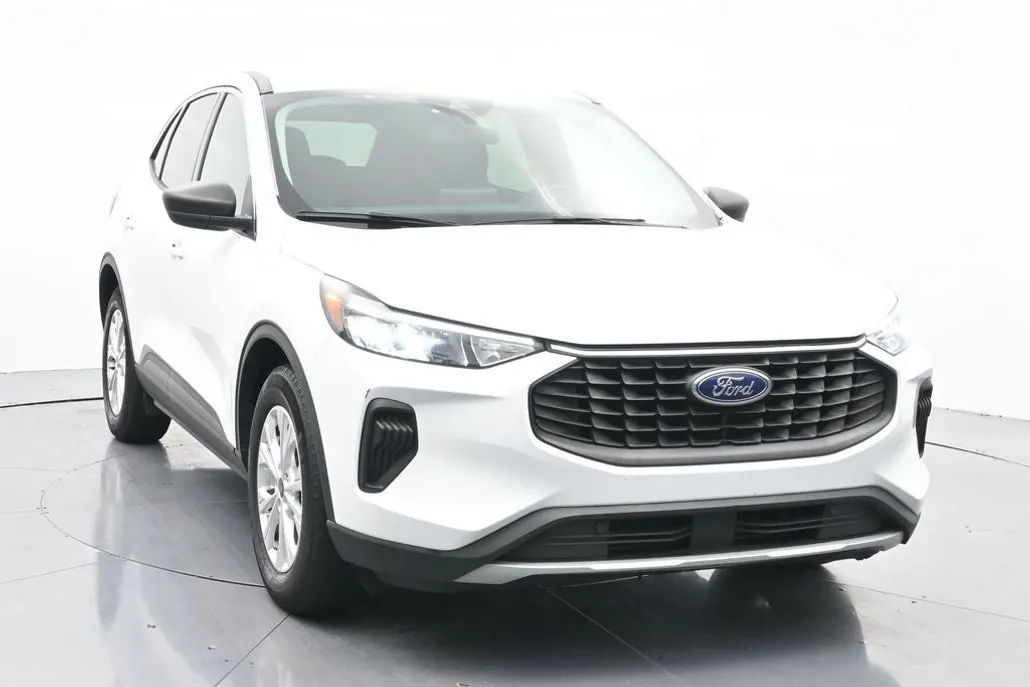 2023 Ford Escape Active photo 1