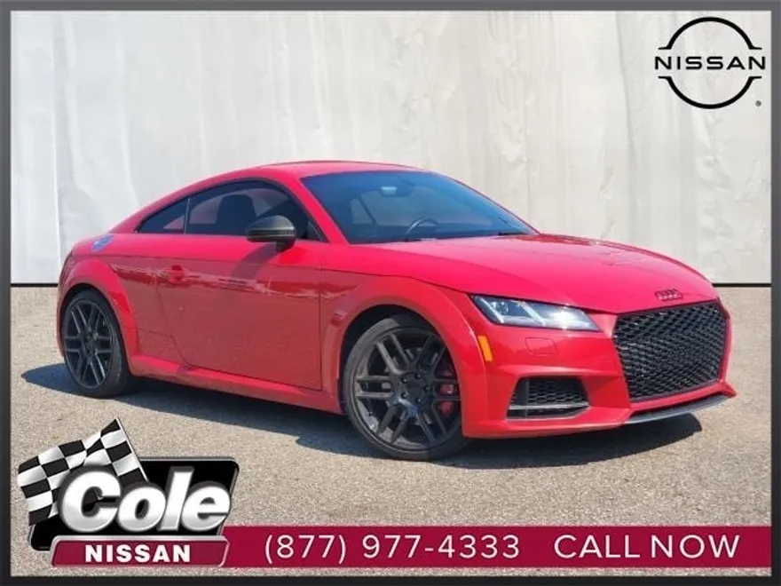 2016 Audi TTS Coupe photo 1