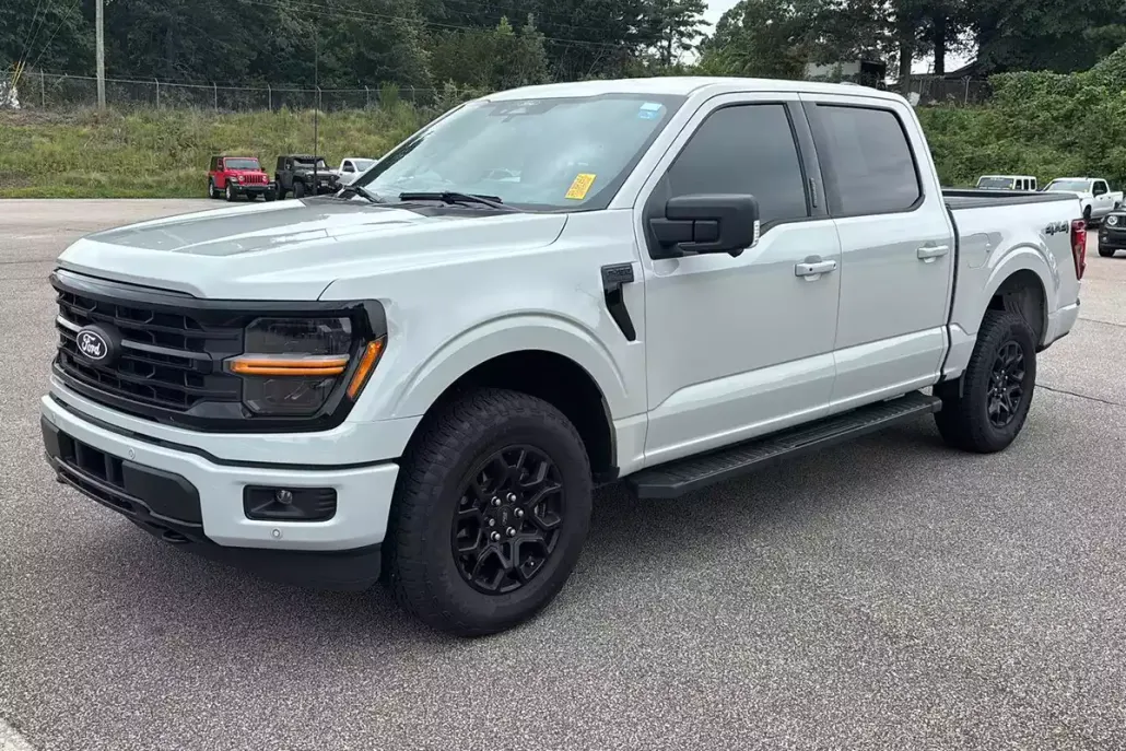 2024 Ford F-150 XLT photo 1