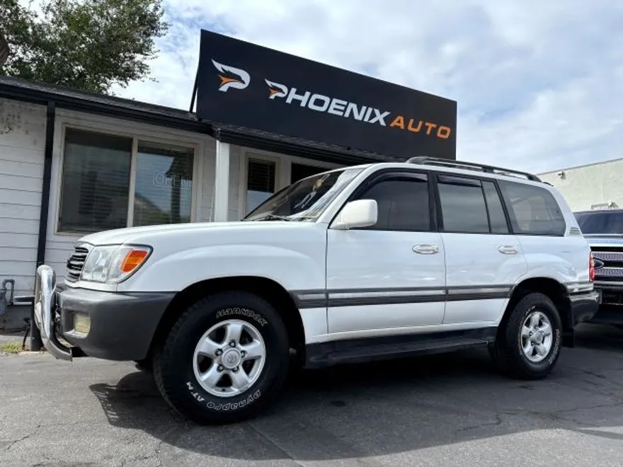 1999 Toyota Land Cruiser VX photo 1