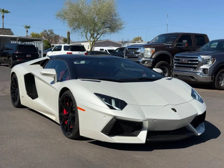 2015 Lamborghini Aventador LP 700-4 Roadster photo 1