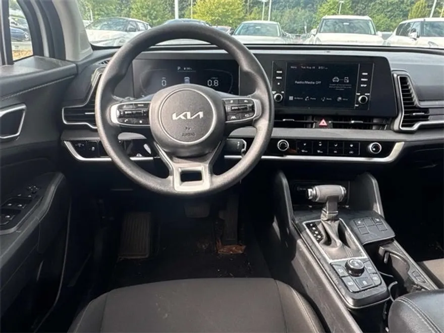 2023 Kia Sportage LX photo 1